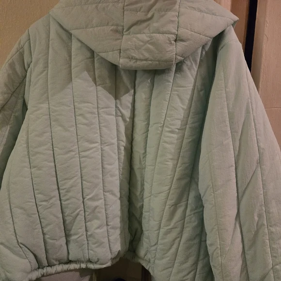 Brandnew Women's Light Blue Quilted Jacket - Picture 4 of 8